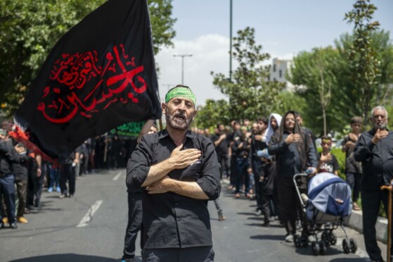 عزاداری ظهر عاشورا جانبازان هیات‌ «قمر بنی هاشم» تهران