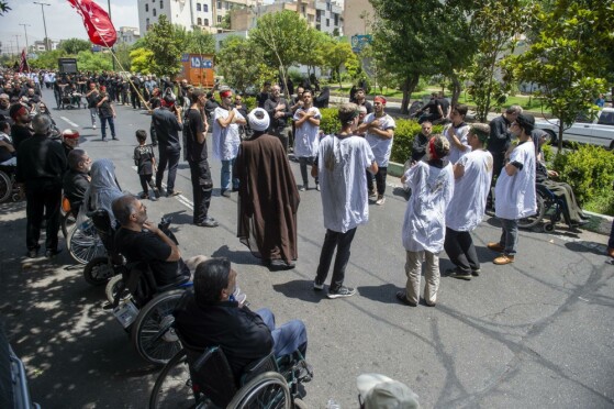 عزاداری ظهر عاشورا جانبازان هیات‌ «قمر بنی هاشم» تهران