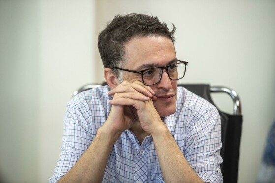 رو نمایی از کتاب ”جزیره سرگردانی”