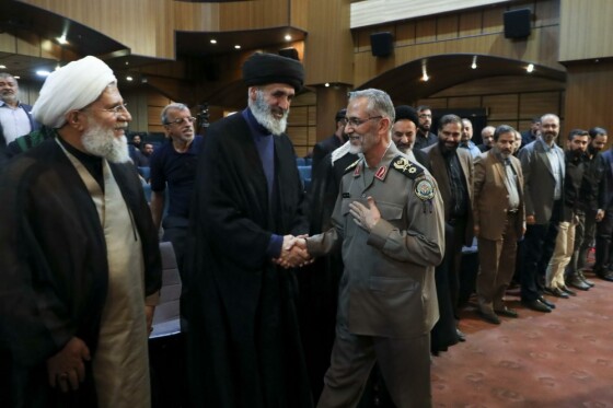 آیین رونمایی از کتاب سرباز، قاسم سلیمانی