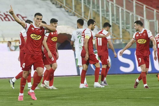 دیدار تیم های پرسپولیس و آلومینیوم اراک