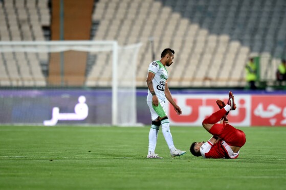 دیدار تیم های پرسپولیس و آلومینیوم اراک