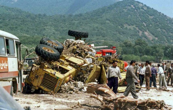 تصاویر منتشر نشده از «سیل گلستان» در مرداد سال ۱۳۸۰
