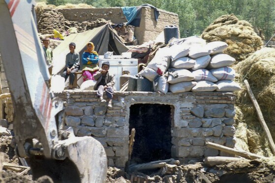 تصاویر منتشر نشده از «سیل گلستان» در مرداد سال ۱۳۸۰