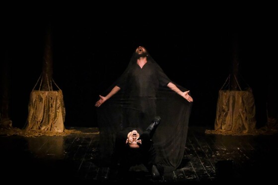 نمایش قاصدک