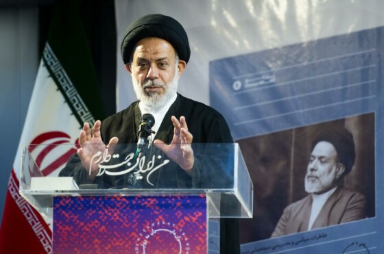 مراسم رونمایی از کتاب تکاپوی جوشش انقلابی