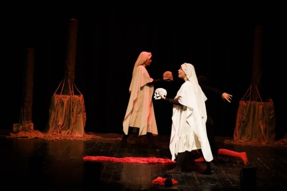 نمایش قاصدک