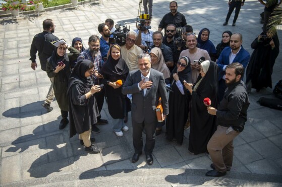 حاشیه جلسه هیات دولت - ۱ شهریور