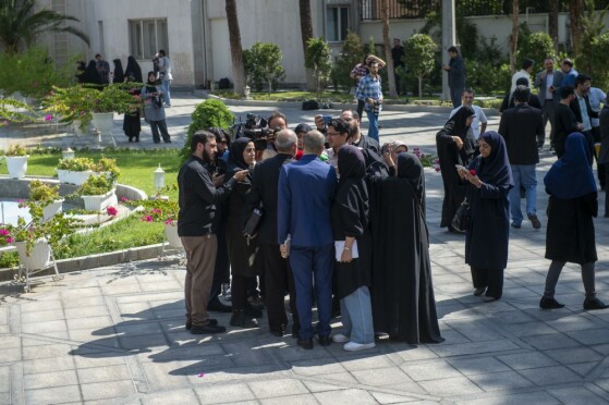 حاشیه جلسه هیات دولت - ۱ شهریور