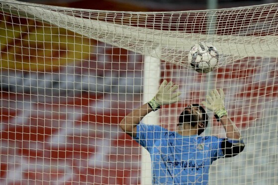 دیدار تیم های پرسپولیس و ذوب آهن