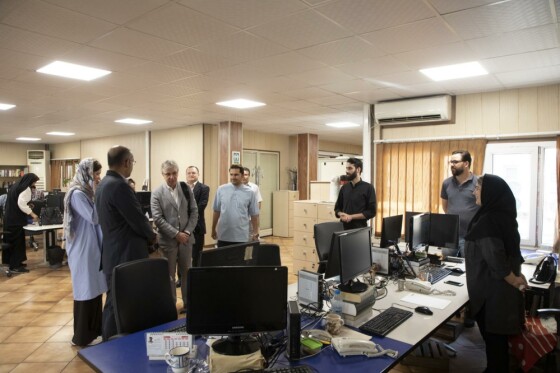 بازدید هیات رسانه ای خبرگزاری تاس از روزنامه ایران