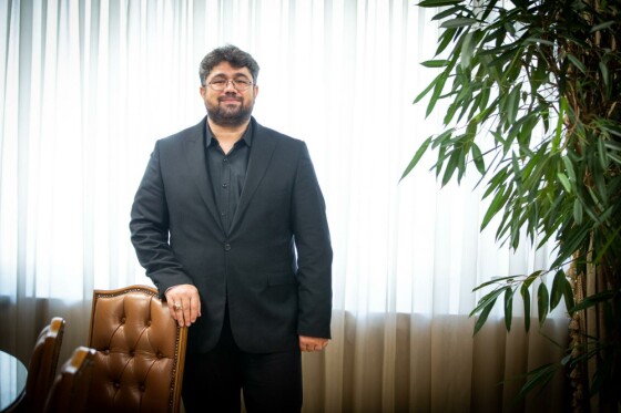 گفتگو با رئیس سازمان تأمین اجتماعی
