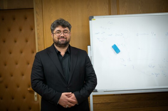 گفتگو با رئیس سازمان تأمین اجتماعی