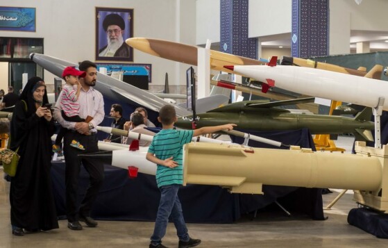 نمایشگاه دستاوردهای صنایع دفاعی