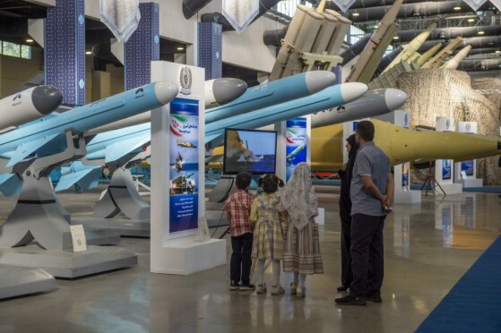 نمایشگاه دستاوردهای صنایع دفاعی