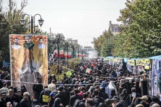 پیاده روی جاماندگان اربعین در تهران