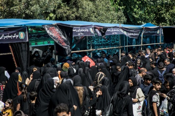 پیاده روی جاماندگان اربعین در تهران