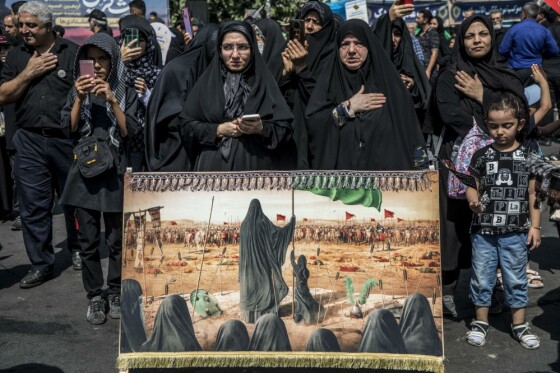 پیاده روی جاماندگان اربعین در تهران