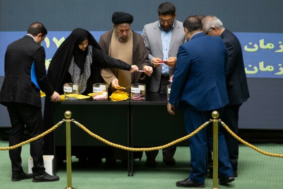 جلسه رای اعتماد به وزیر پیشنهادی ورزش و جوانان