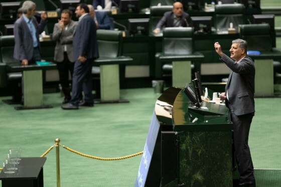 جلسه رای اعتماد به وزیر پیشنهادی ورزش و جوانان