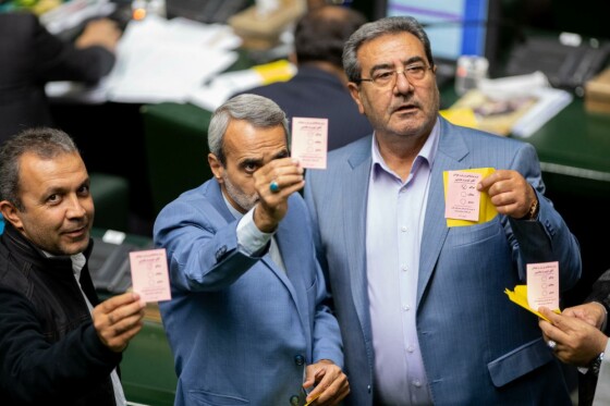 جلسه رای اعتماد به وزیر پیشنهادی ورزش و جوانان