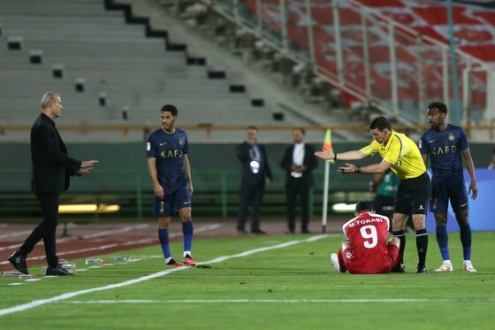 دیدار تیم های پرسپولیس و النصر عربستان