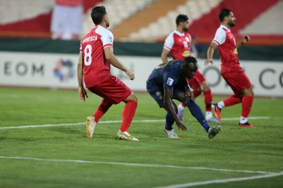 دیدار تیم های پرسپولیس و النصر عربستان