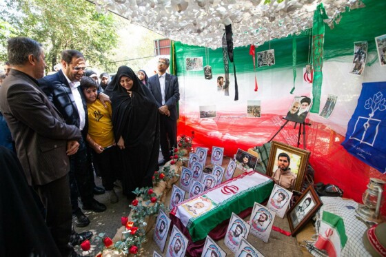 آیین روز شکوفه ها