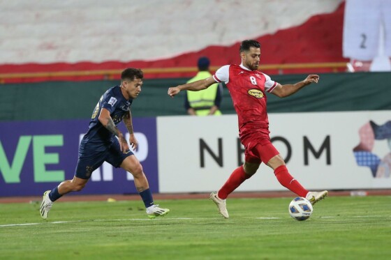 دیدار تیم های پرسپولیس و النصر عربستان