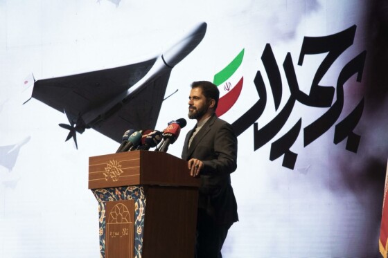 رونمایی از مستند «پرچمدار»