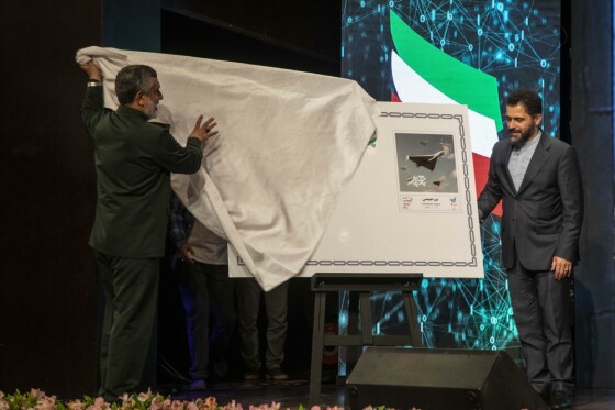 رونمایی از مستند «پرچمدار»