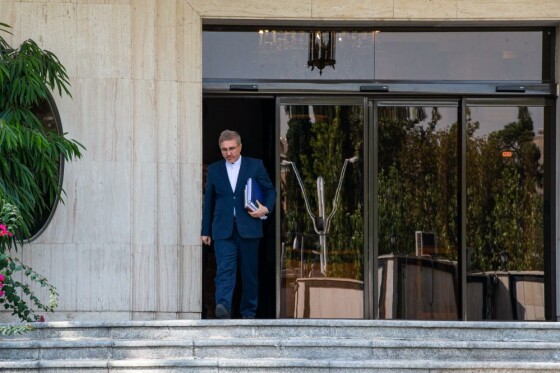 حاشیه جلسه هیات دولت