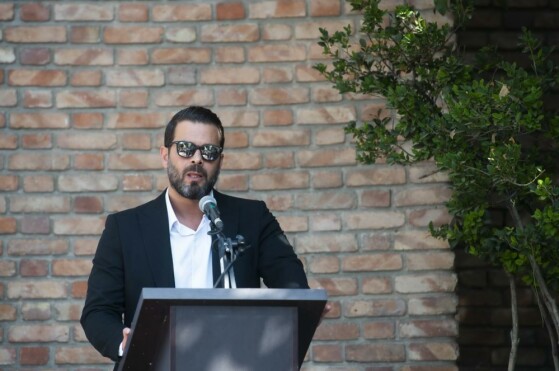 تشیع پیکر فردوس کاویانی