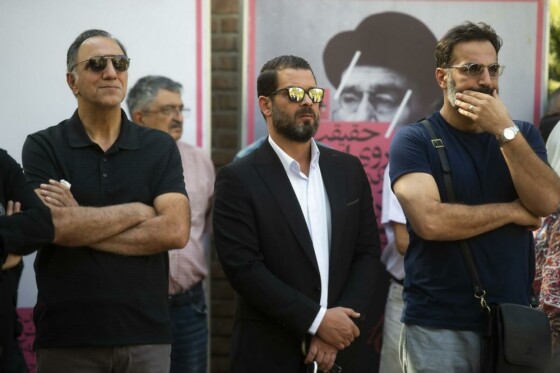 تشیع پیکر فردوس کاویانی