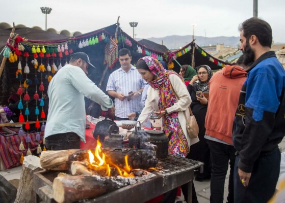 نمایشگاه «روستا آباد»