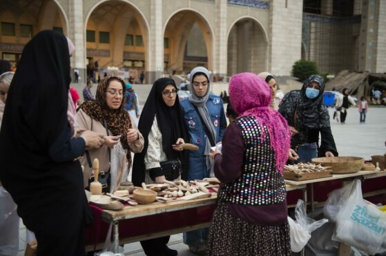 نمایشگاه «روستا آباد»