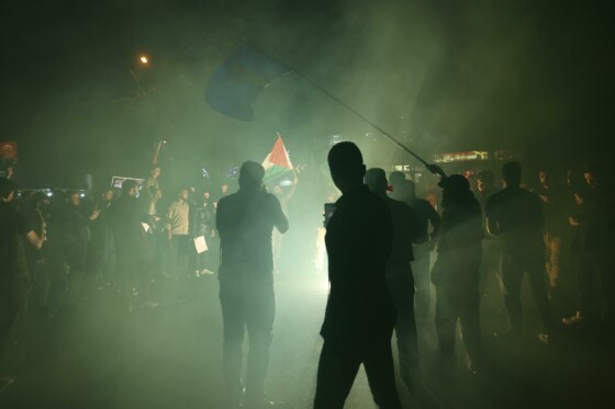 جشن مردم تهران پس از حملات مقاومت به رژیم صهیونیستی