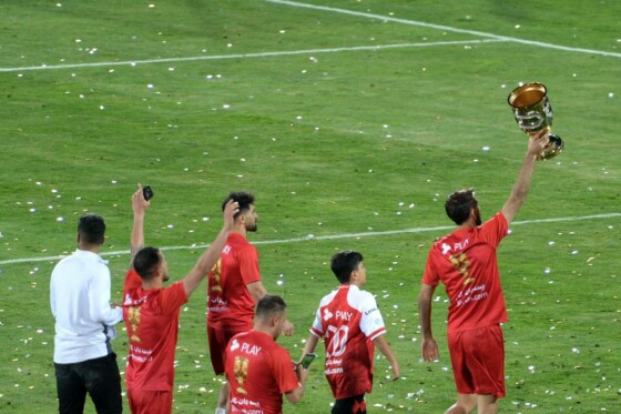 لیگ برتر فوتبال- پرسپولیس و گل گهر