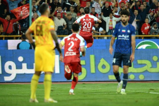 لیگ برتر فوتبال- پرسپولیس و گل گهر