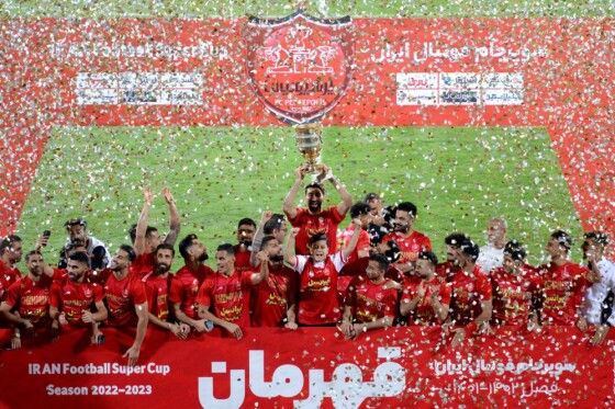 لیگ برتر فوتبال- پرسپولیس و گل گهر
