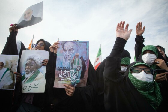 استقبال مردمی از ورود شیخ زکزاکی رهبر شیعیان نیجریه به ایران