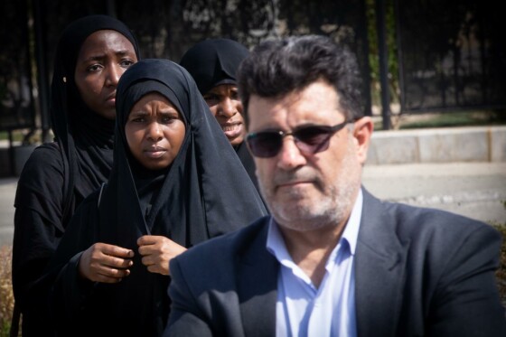 استقبال مردمی از ورود شیخ زکزاکی رهبر شیعیان نیجریه به ایران