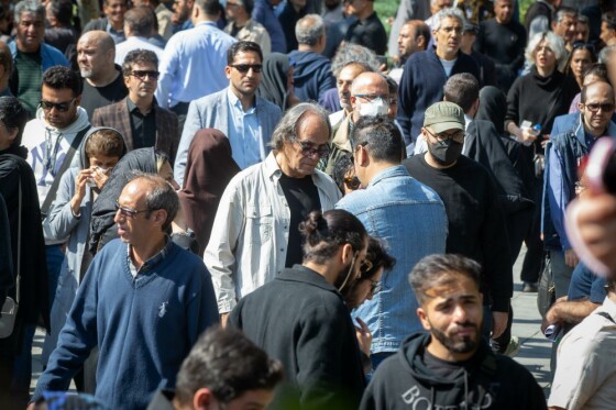 تشییع پیکر «داریوش مهرجویی» و «وحیده محمدی فر»