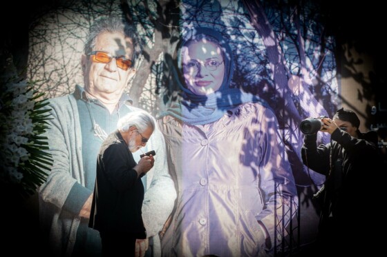 تشییع پیکر «داریوش مهرجویی» و «وحیده محمدی فر»