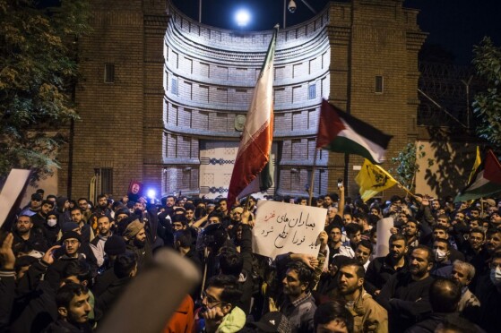 تجمع شبانه مردم تهران در محکومیت جنایت جنگی رژیم صهیونیستی