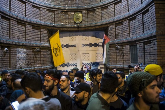 تجمع شبانه مردم تهران در محکومیت جنایت جنگی رژیم صهیونیستی