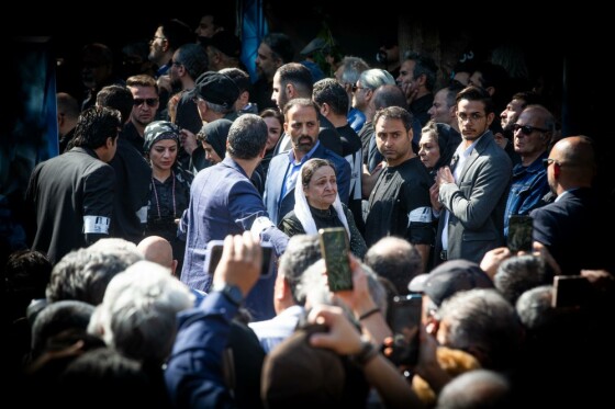 تشییع پیکر «داریوش مهرجویی» و «وحیده محمدی فر»