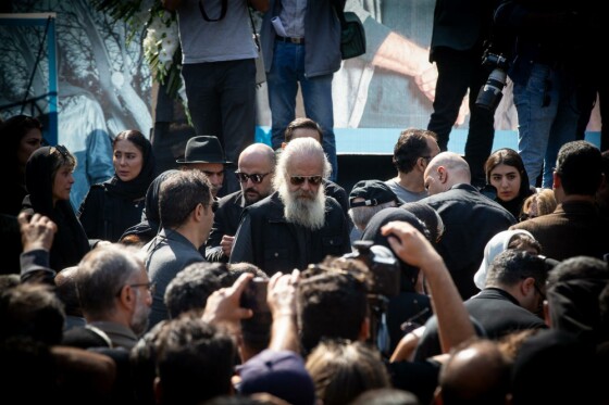 تشییع پیکر «داریوش مهرجویی» و «وحیده محمدی فر»