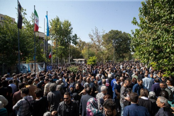 تشییع پیکر «داریوش مهرجویی» و «وحیده محمدی فر»