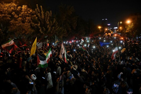 تجمع شبانه مردم تهران در محکومیت جنایت جنگی رژیم صهیونیستی